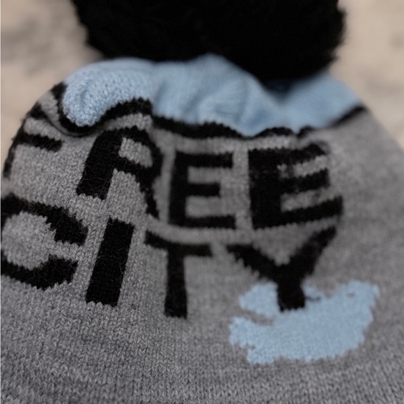 Freecity Gray and Black Pom-Pom Hat - Picture 5 of 6